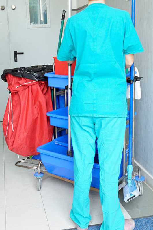 Uniforme Limpeza Hospitalar Rebouças - Uniforme para Limpeza Hospitalar